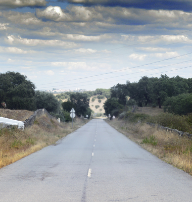 Estrada de Monte Claro