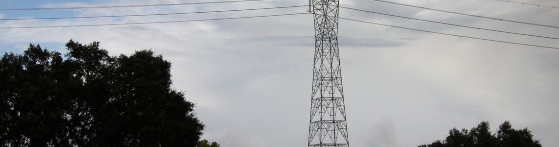 Montado, recta para Stº Amaro e poste eléctrico