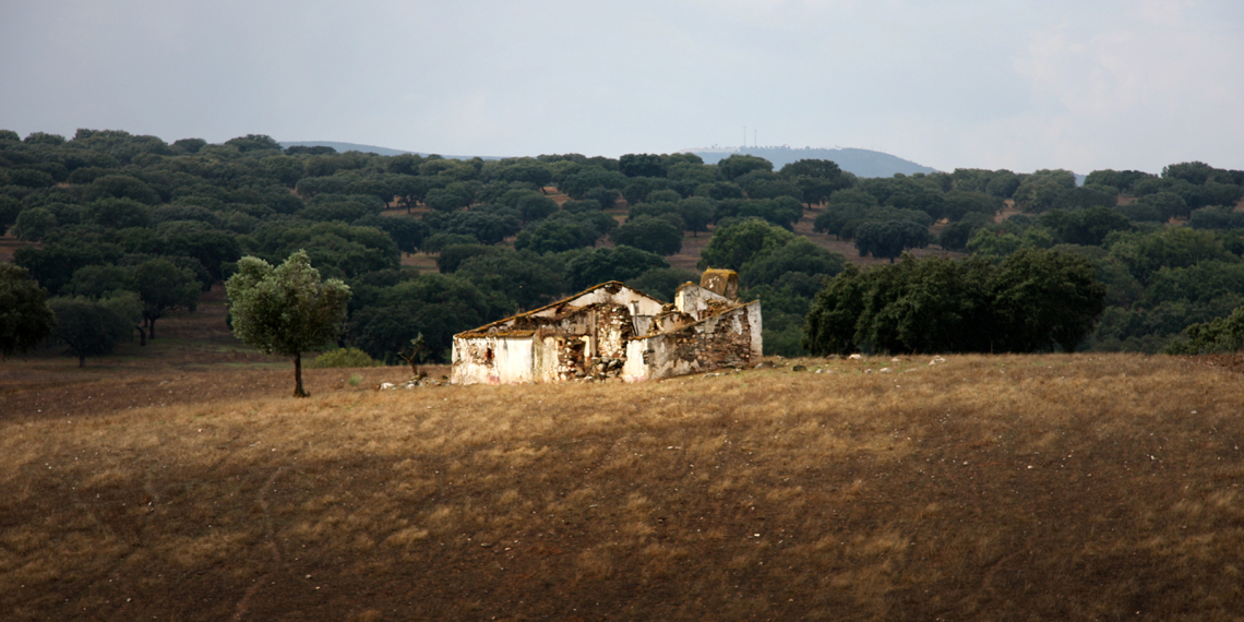 Monte em ruínas